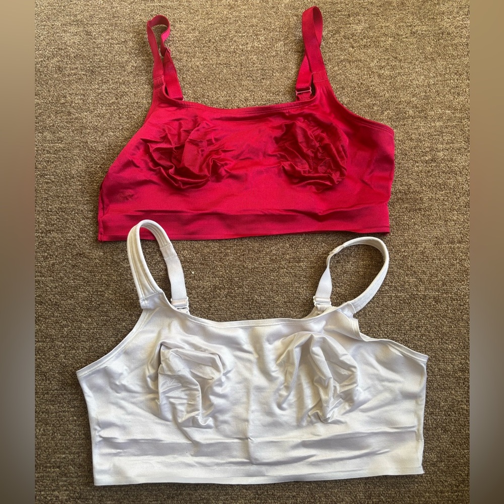 Ruby ribbon 
Size 38